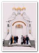 Группа целителя Ладной на фото возле храма Петра и Февроньи. ТРЦ Град